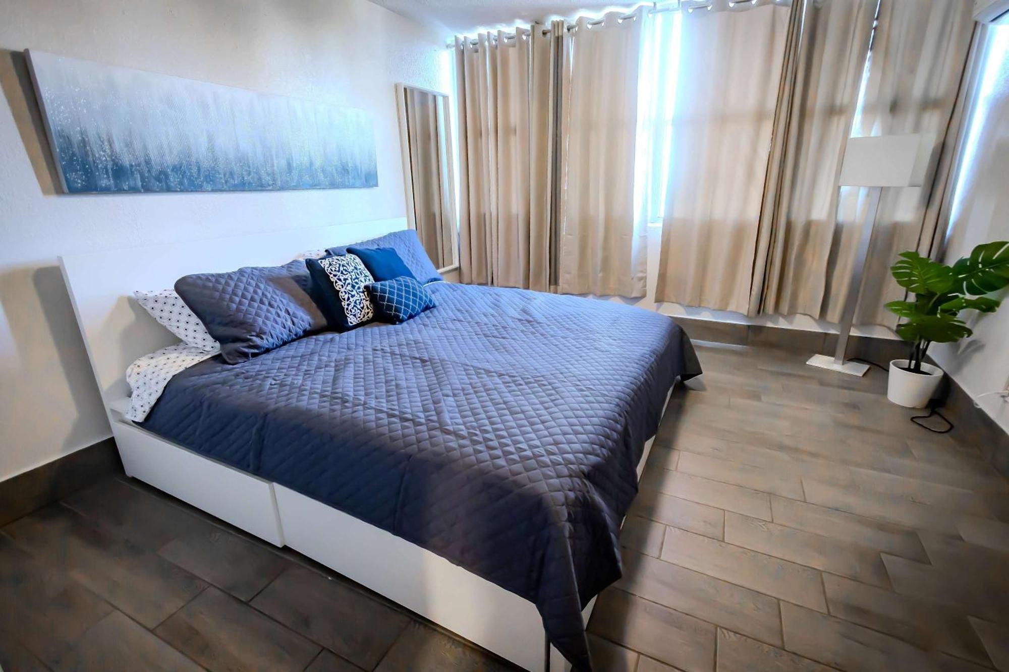 Sunset Paradise Cozy Beachfront Escape - Isla Verde Сан Хуан Екстериор снимка